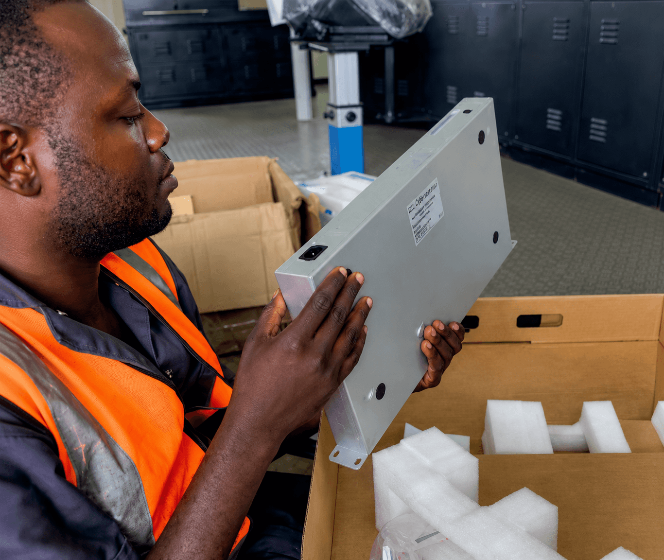 Cybernet data centre hardware installation and commissioning